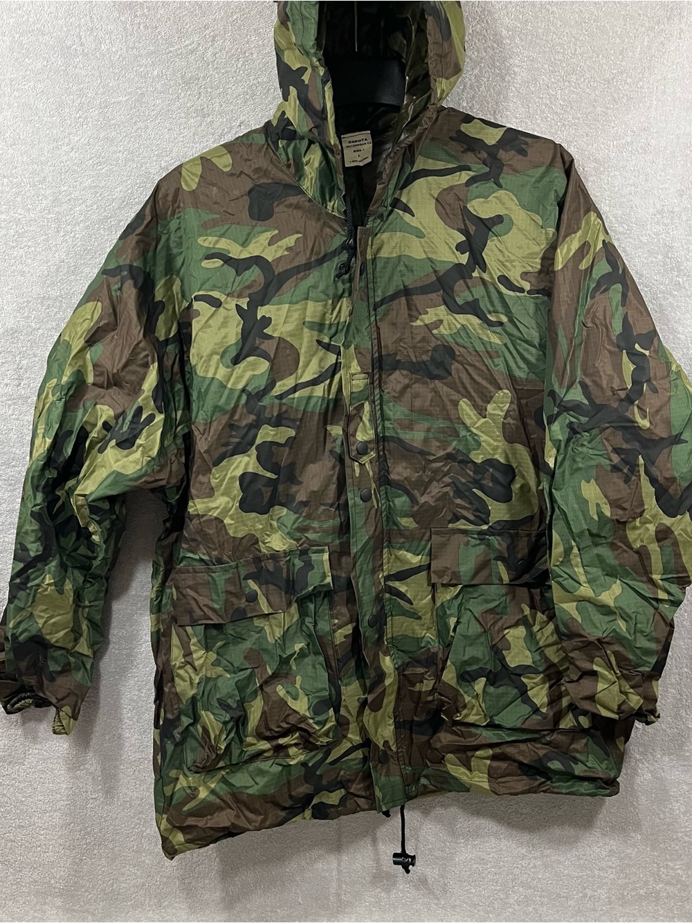 Dakota Outerwear Mrs-1 Camo Rain Jacket Large Windbreaker With Hole